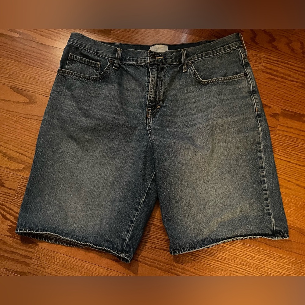 Men’s size 38 denim shorts